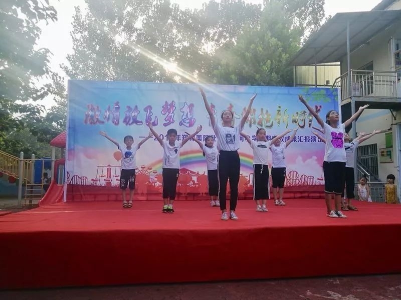 98dbfd687bc30a9ae38d50c5fc1399c.jpg 98dbfd687bc30a9ae38d50c5fc1399c.jpg