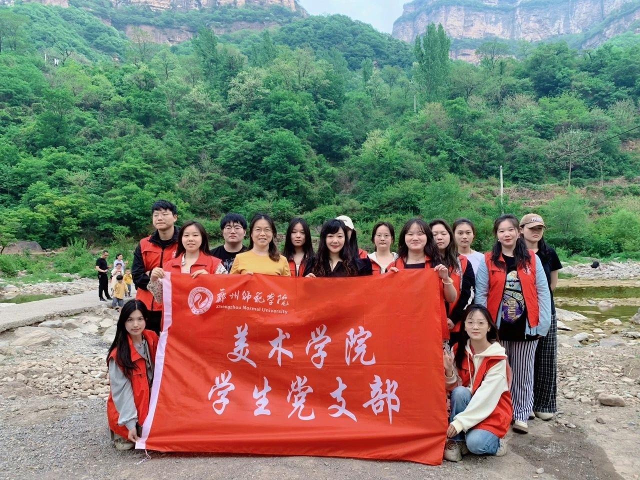 5166267e3074a2aefe7bd7d5f899bd8.jpg 5166267e3074a2aefe7bd7d5f899bd8.jpg