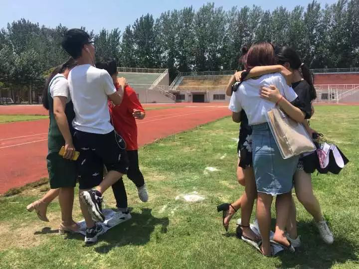 图片4.png 图片4.png