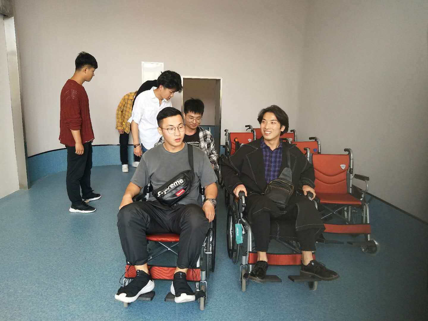 图片2.png 图片2.png