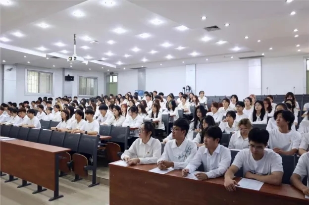 8bb5abc739d5174824a2e4e9b1b0fd8.bmp 8bb5abc739d5174824a2e4e9b1b0fd8.bmp